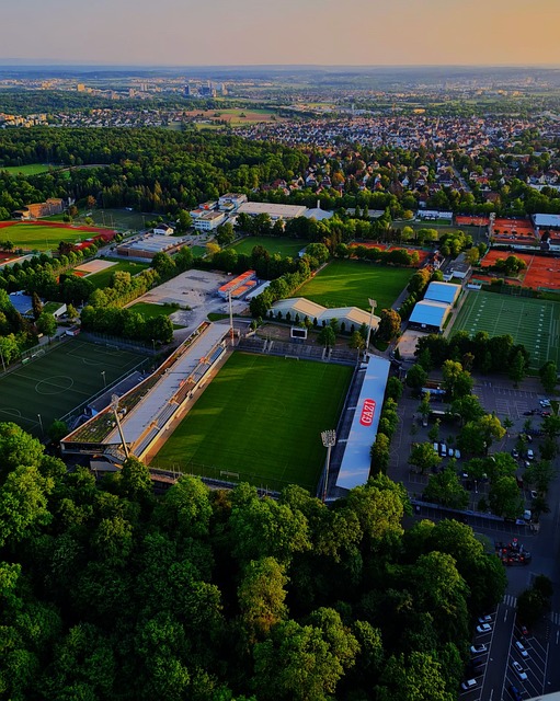 铜梁龙经理：明年目标在中超站稳脚；选主场考量因素比较综合